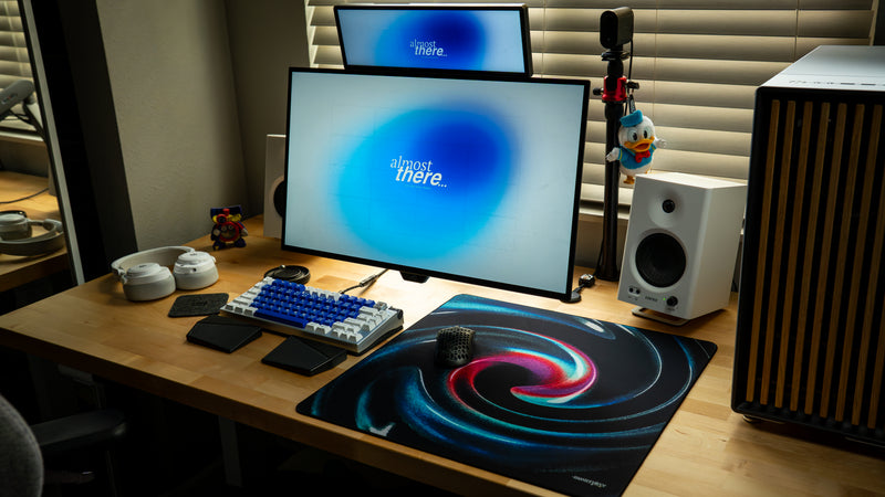 Détail couture bords Vortex mousepad — finition premium The Master Piece 50x50
